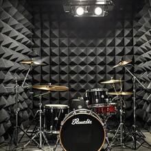 24 Pcs Self-Adhesive Acoustic Foam Panels, Studio Grade Pyramid Design Sound Proofing Padding, Easy DIY Install Wall Tiles For Noise Reduction & Echo Cancellation, Perfect For Home Recording Studio, Podcast, Gaming & Music Practice - 黑色 - 查看 8