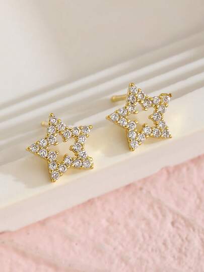 1pair Delicate Sparkling Popular Copper & Zirconia Five-Pointed Star Stud Earrings Suitable For Kids Girls Family Friends Classmates Party Banquet Festival Datings Summer Beach Vacation Jewelry Gift For Daily Wear