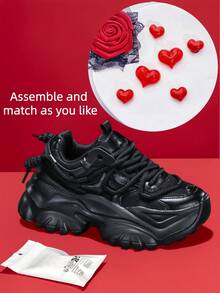 7厘米增高女式时尚休闲厚底运动鞋，配有可拆卸3D爱心装饰，户外运动EVA厚底系带鞋，轻便柔软减震防滑夏季透气网面凉鞋，圆头休闲日常鞋，适合大学生、青少年、上班族、约会等场合穿着。 - 黑色 - 查看 5
