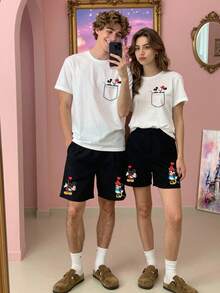 Disney 2 piezas Conjunto de ropa de estar en casa informal con estampado de Mickey Mouse para hombres, con top de cuello redondo y pantalones cortos, adecuado para primavera/verano - Blanco y Negro - Ver 3