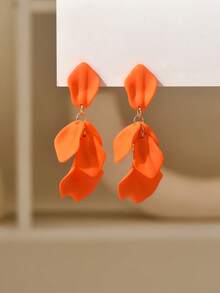 一对玫瑰花瓣流苏耳环，时尚简约的法式别致风格耳环，适合日常佩戴 - 玫瑰花瓣耳環 - 查看 4