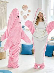 Sleeping bag (Shark) 1件装鲨鱼睡袋毯，带尾巴，可穿戴法兰绒毯，厚实保暖家居毯，成人卡通鲨鱼睡袋套装，鲨鱼爱好者礼物，鲨鱼家居睡衣，多功能毯子浴室装饰 - 彩色 - 查看 18