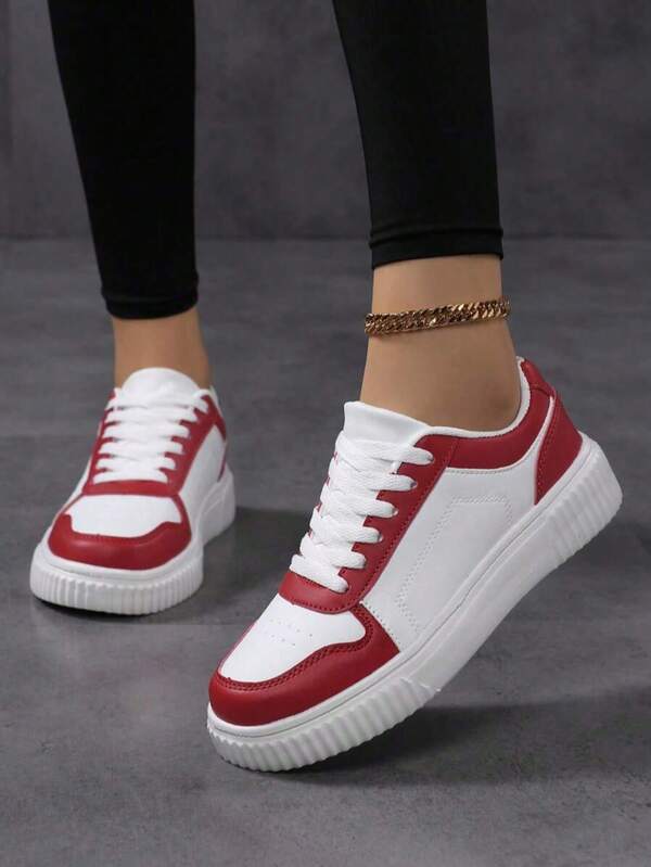 2025 New Women's Casual Lace-Up Soft Bottom Flat Skateboard Shoes, Lightweight Low-Top Daily Sneakers, Couple Shoes, Fashionable Korean Style, All Season Sports Shoes, Stylish Breathable White Shoes, Flat Skateboard Shoes, Versatile Sneakers