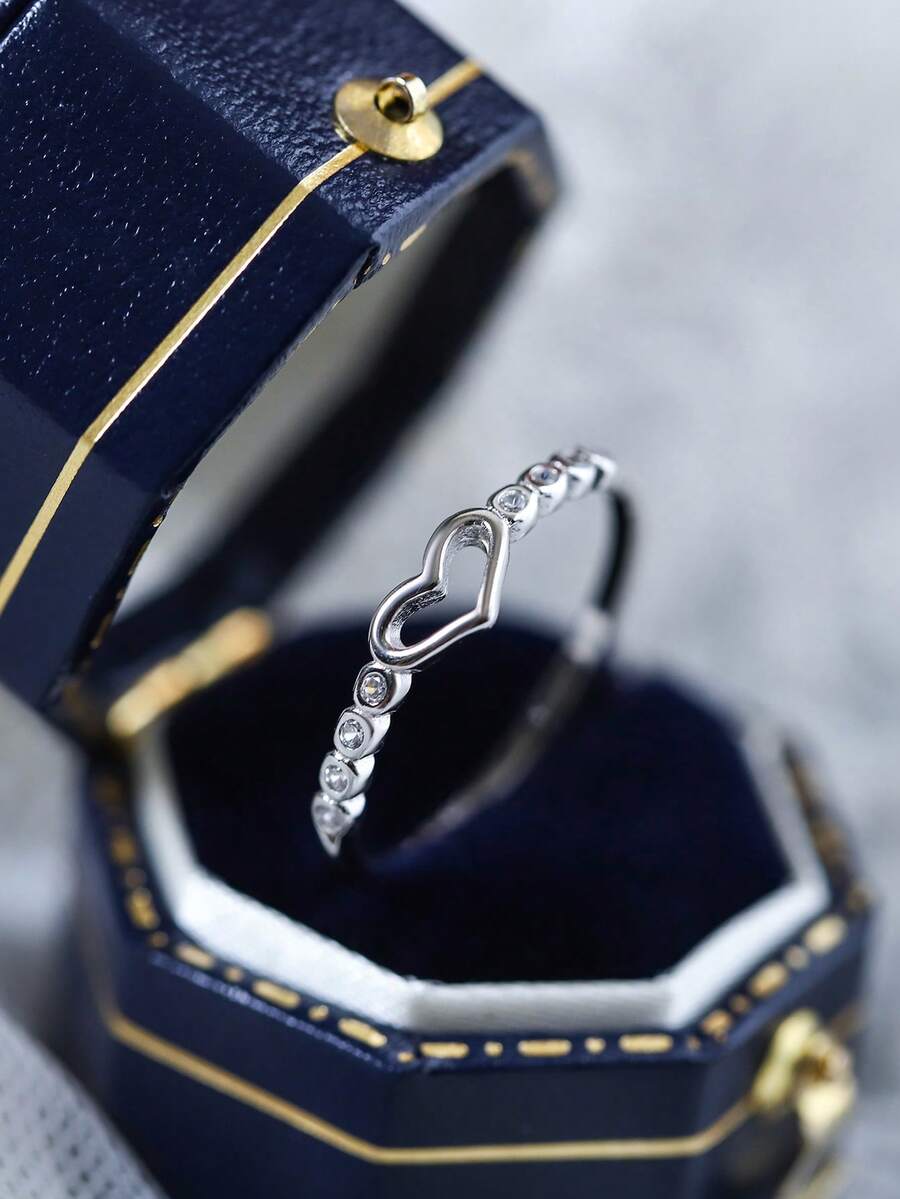 INS Style Silver Hollow Heart Ring, Fully Paved With Tiny Diamonds, Delicate Band, Suitable For Daily Wear And Commute, Girly - White - View 1