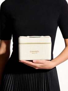 CHANEL 限量版白色圣诞化妆包，便携式洗漱收纳袋，化妆盒 - 白色 - 查看 3