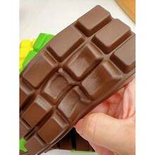 1个黄色香蕉味慢回弹逼真减压玩具：柔软、回弹缓慢、美味！ - 彩色 - 查看 7