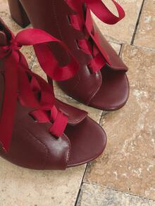Bottines à talons épais bordeaux pour femmes, nouvelles sandales polyvalentes de mode printemps/été avec fermeture éclair arrière, lacets, design ajouré. Sandales romaines à bout rond à talons hauts avec brides. Bottes de cheville confortables grande taille pour vacances, fêtes et extérieur, respirantes - Rouge foncé - Voir 7