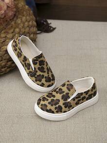 1 Paar lässige, modische Kinder Skater Schuhe mit weißen Sohlen, praktischer Schlupfverschluss, bequem, leicht, weich, geeignet für Innen, Außen, Spiel, Urlaub und andere Anlässe - Braun - Übersicht 6
