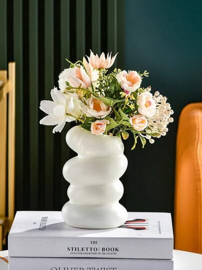 Elegant Spiral White Plastic Vase, Scandinavian Style, Suitable For Living Room, Bedroom And Kitchen Decoration, Modern Home Decor Vase, Bathroom Decoration, Office Flower Vase.
