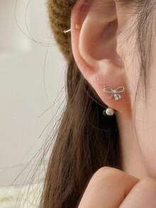 1 par de pendientes de aro minimalistas con lazo - Pendientes pequeños de metal vintage simples para mujeres - Plateado - Ver 2
