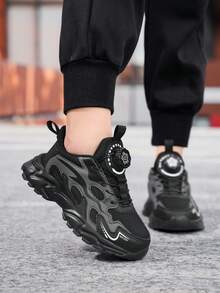 1 par de zapatillas deportivas de malla para niños, de estilo primavera/otoño, con hebilla rotativa ajustable de fácil puesta y quita, adecuadas para uso casual, deportivo, escolar y de moda, versátiles y atléticas - Negro - Ver 8