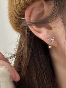 1 par de pendientes de aro minimalistas con lazo - Pendientes pequeños de metal vintage simples para mujeres - Plateado - Ver 3
