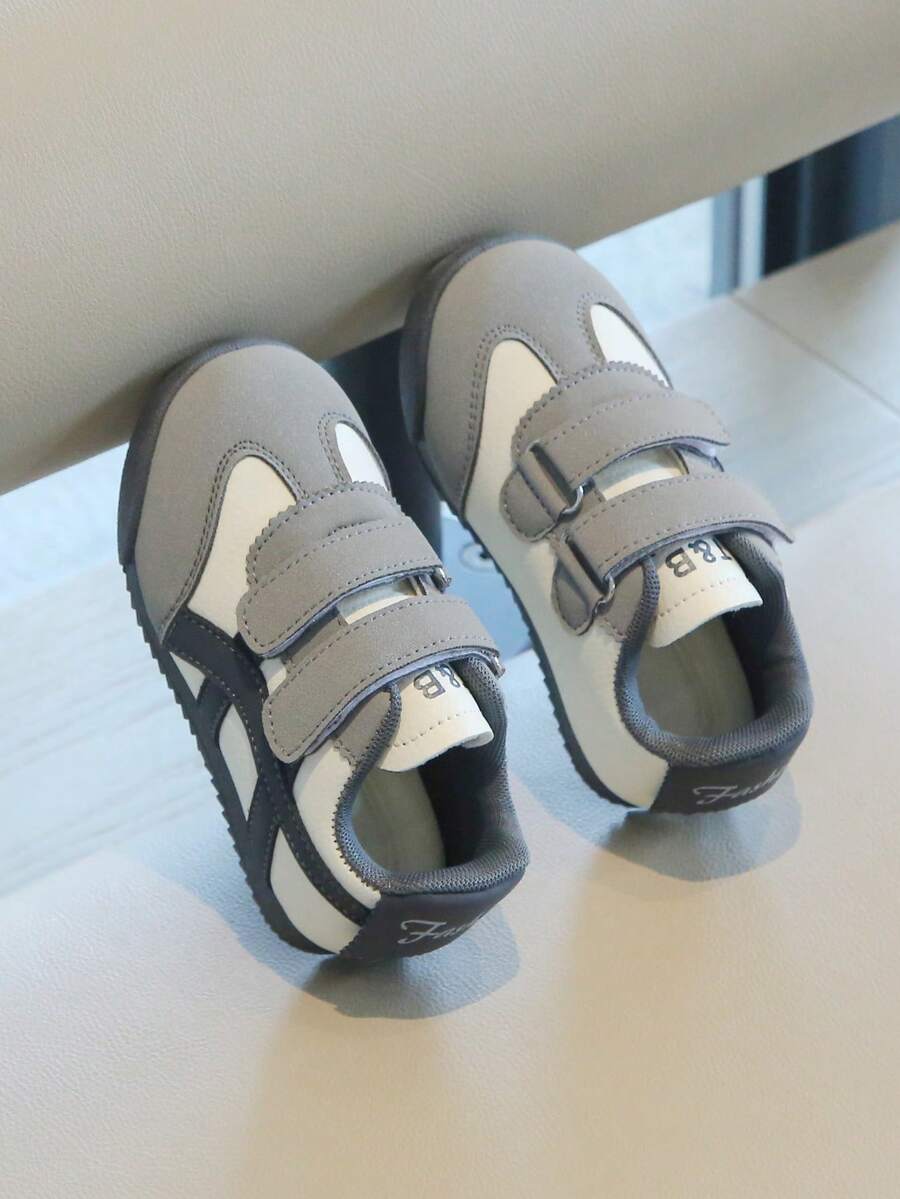 2026春秋新款儿童运动鞋，女童训练鞋，男童休闲运动鞋，幼儿软底跑步鞋 - 灰色 - 查看 1