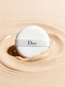 Christian Dior 耐用顺滑气垫粉扑。白色圆形气垫粉扑。干湿两用气垫粉扑。气垫粉扑替换装。 - D白黑 - 查看 3