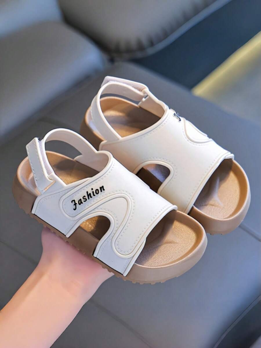 Caweiny Sandal Anak Musim Panas Berongga dengan Perekat Velcro, Sandal Anak Laki-laki Kasual Bernapas dengan Sol Lembut untuk Remaja.
