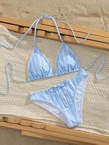 Bộ bikini hai mảnh màu xanh nhạt kẻ sọc - Quần bơi viền ren và nơ xinh xắn, thích hợp mặc đi biển, tôn dáng. - Xanh và trắng - Xem 5