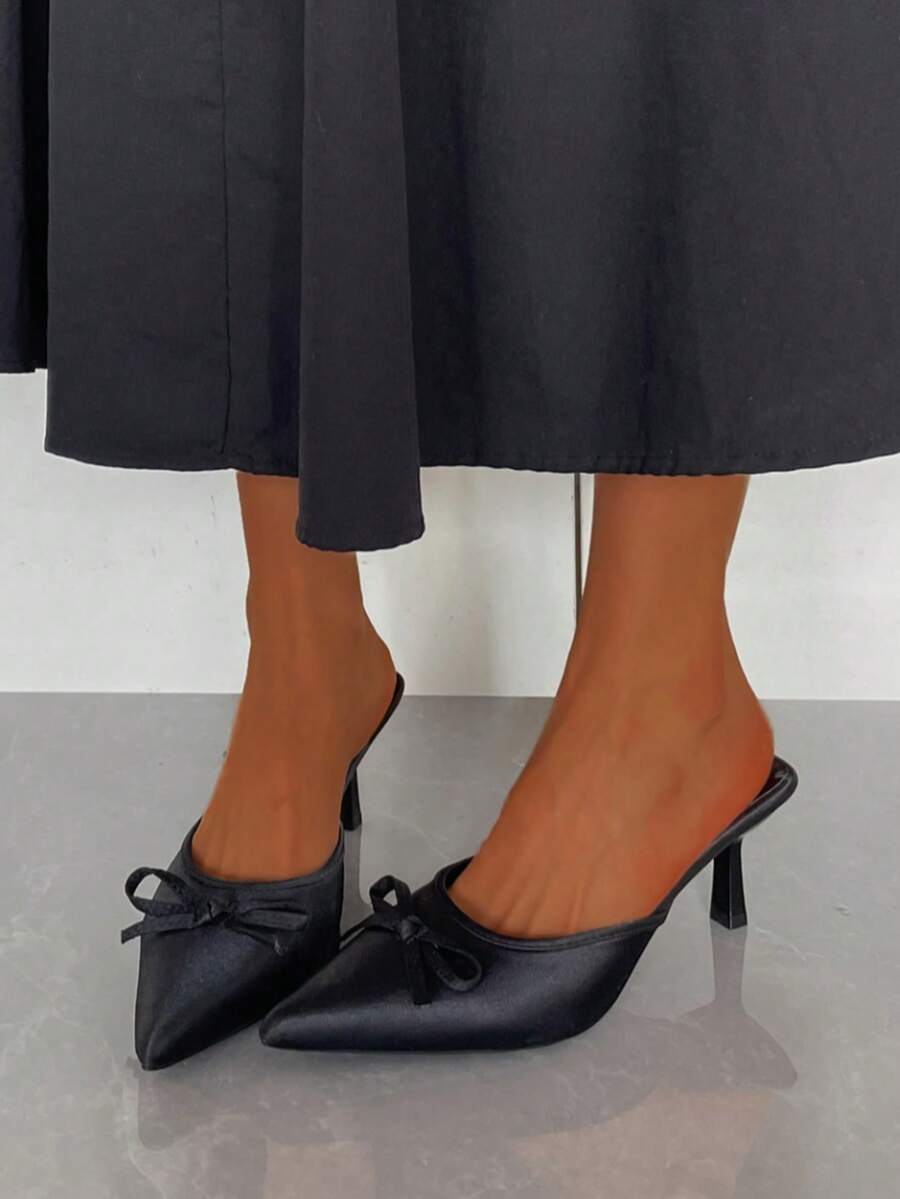 Sandalias de tacón fino con punta puntiaguda y lazo negro, estilo francés elegante, nuevas para primavera 2026. Tacones altos versátiles para ir al trabajo, citas y uso diario - Negro - Ver 1