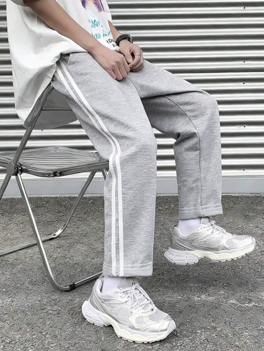 Calça Casual Reta Masculina para Todas as Estações, Adequada para Treinamento de Fitness e Atividades ao Ar Livre, Ótimo Presente para seu Namorado na Primavera - Cinza Claro - Visão 1