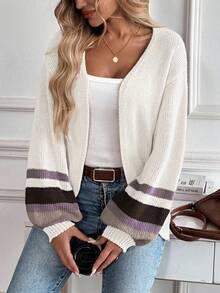2026 Early Spring Must-Have Fashion Premium | Color Block Stripe Sleeve Knit Cardigan: Soft, Chunky Knit Fabric Perfect For Early Spring Layering, Featuring An Open V-Neck, Relaxed Drop-Shoulder Silhouette, And Voluminous Color-Block Striped Sleeves. It Balances Laid-Back Comfort With Retro Charm, Available In White/Black/Teal/Khaki-Your Versatile Staple For Spring American Casual Style. Casual Rib-Knit Daily - 白色 - 查看 1