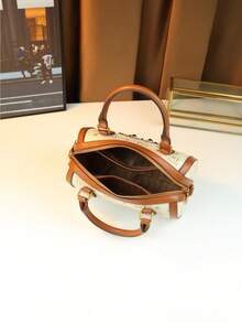 复古猫头鹰图案铆钉设计枕形包，美式女士字母印花手提包 - 彩色 - 查看 7