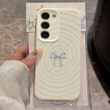 1个TPU材质清新浅蓝色蝴蝶结图案时尚手机壳，适用于三星/A05s/A12/A13/A14/4G/A15/A21s/A23/A25/A32/5G/A34/A35/A50s/A51/A52/A53/A54/A55/A71/A72/A73/S10/S20FE/S20Ultra/S21Ultra/S22/S22Plus/S23/S24、/10C/12C/Note10/11/12/13/ProPlus/Note8/9Pro等型号，全包防摔软壳手机保护套 - 白色 - 查看 2