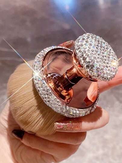 Large Rhinestone Tanning Brush, Self Tanning Back Applicator, Large Foundation Kabuki Brush For Bronzer Self Tan Blending, Oval Face Body Makeup Brush, Multi-Purpose Cosmetic Brush, Travel-Friendly, Holiday Gift