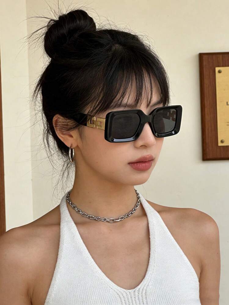 1pc Fashion Rhinestone Chain Leg Women's Small Square Frame Fashion Glasses, Runway And Street Style - Black - View 1