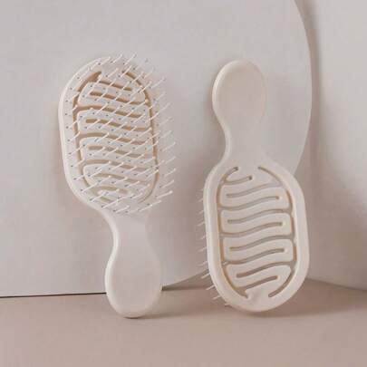 1 pezzo Mini pettine massaggiante cavo, design carino a forma di pista da corsa, può lisciare i capelli crespi, adatto per uso bagnato e asciutto, districare i capelli aggrovigliati, creare capelli lisci lunghi/ricci voluminosi. Può essere usato per asciugare, acconciare e lavare i capelli. Adatto per la cura domestica, il massaggio del cuoio capelluto, i viaggi, la scuola, l'ufficio e il salone; pettine sfumato, pettine per la pulizia, pettine per lo styling, pettine per lisciare, pettine per arricciare, pettine districante, strumento per la cura dei capelli, prodotto per la cura dei capelli
