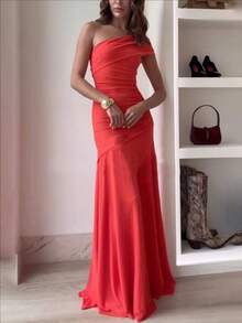 Women's New Solid Color Asymmetrical Neck Strapless Backless Dress - Đỏ - Xem 4