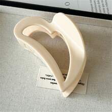 1pc French Retro Heart Hollow Hair Claw, High-End Hair Clip For Thick Hair, Hair Accessory Elegant Claw Clip Vacation Hair Clutch - Multicolor - View 15