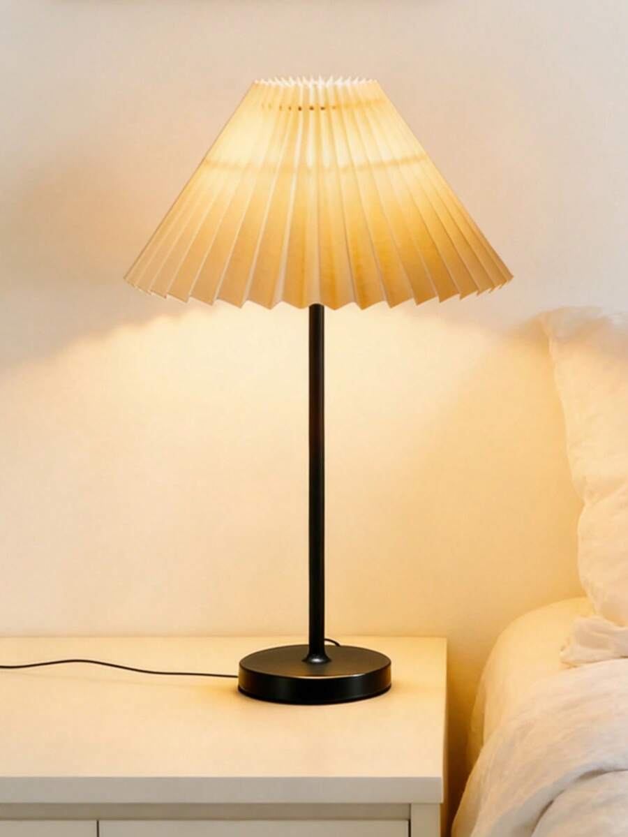 1pc USB Powered High-Quality Metal Retro Desk Lamp, Suitable For Bedside, Hostel, Dining Room, Camping, Minimalist Warm Light Atmosphere Lamp - Black - View 1