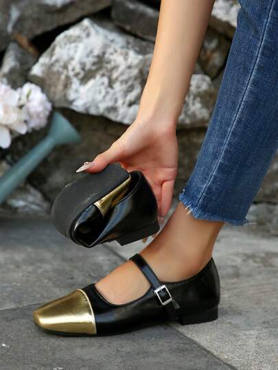 女士防滑黑色搭扣春秋新款韩版单字搭扣平底玛丽珍软底小皮鞋，适合搭配连衣裙和芭蕾舞鞋