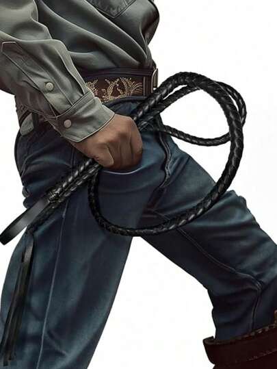 Faux Leather Riding Whip With A Strap, Suitable For Horseback Riding, Role-Playing, And Stage Performances. The Soft Handle Ensures A Comfortable Grip, Allowing Better Control Of The Whip Whether Riding Or Role-Playing. It Is Durable And Long-Lasting, Making It An Ideal Choice For Both Beginners And Experienced Riders.