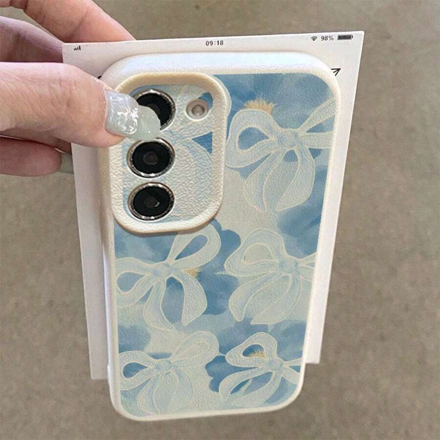1pc TPU Material Fresh Blue Floral Bow Pattern Fashionable Phone Case Suitable Compatible With Samsung/A05s/A12/A13/A14/4G/A15/A21s/A23/A25/A32/5G/A34/A35/A50s/A51/A52/A53/A54/A55/A71/A72/A73/S10/S20FE/S20Ultra/S21Ultra/S22/S22Plus/S23/S24, /10C/12C/Note10/11/12/13/ProPlus/Note8/9Pro, Full Coverage Anti-Drop Soft Shell Phone Protective Cover - White - View 1