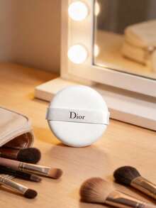 Christian Dior 耐用顺滑气垫粉扑。白色圆形气垫粉扑。干湿两用气垫粉扑。气垫粉扑替换装。 - D白黑 - 查看 7