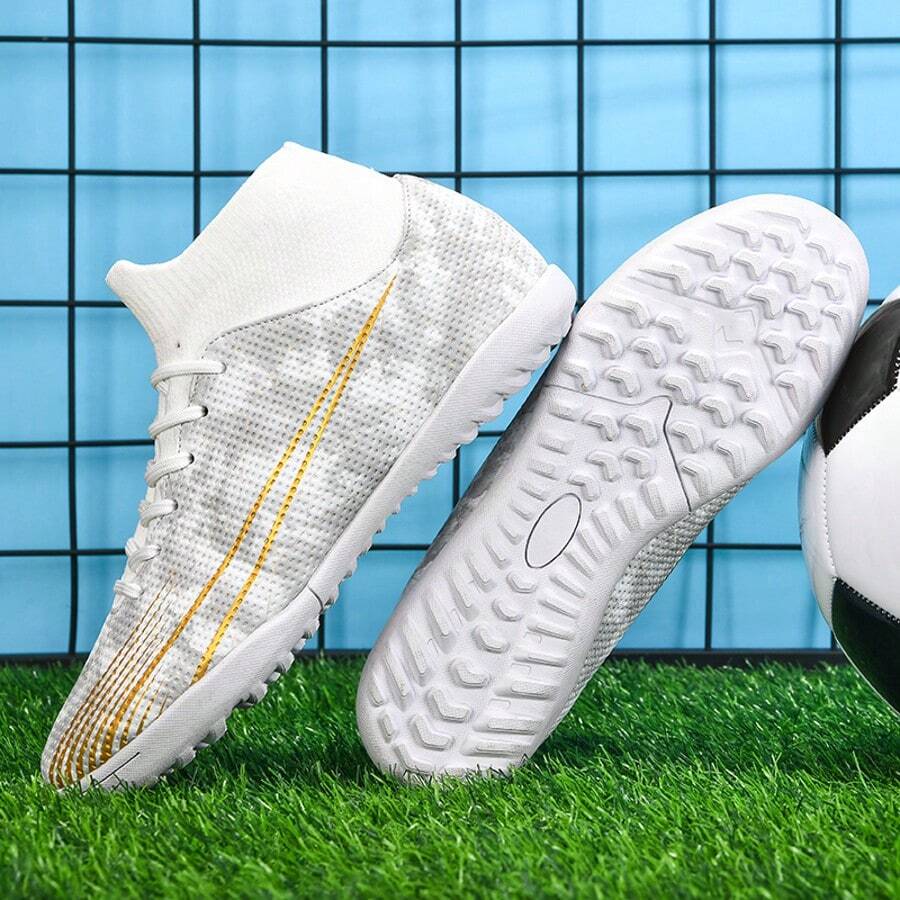 New Unisex Football/Soccer Shoes Recommended For School, Match, Training, High-Top & Low-Top, Long Studs & Short Studs, Anti-Slip, Wear-Resistant, Grip, Adult Men & Women Soccer Sneakers - White - View 1