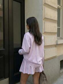 Bộ đồ nữ 2 món: Quần short xếp ly cạp cao đa năng mùa xuân/hè/thu + Áo sơ mi dài tay kẻ sọc, trang phục kẻ sọc mùa xuân/hè mới, phù hợp cho công sở, đi chơi, du lịch, học đường. Áo sơ mi kẻ sọc thanh lịch với cúc cài phía trước và túi, cùng bộ quần short. - Màu tím hoa cà - Xem 2