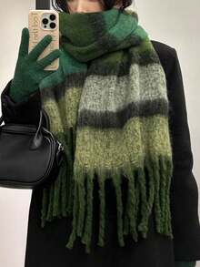 1pc Green Scarf For Women, New Mohair Plaid Design, Korean Style, Versatile, High-Quality, Thick & Warm, Suitable For Winter - Multicolor - View 5