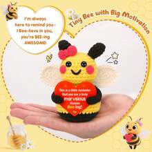 4件套手工钩编桌面摆件，可爱装饰品，可作为生日礼物送给闺蜜、姐妹、妈妈、奶奶、同事、家人、孩子——毛绒玩具，传递正能量，派对装饰，母亲节、父亲节、儿童节礼物 - 彩色 - 查看 8