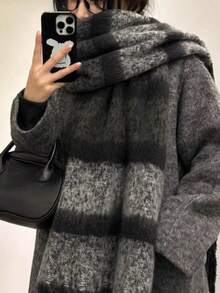 1pc Green Scarf For Women, New Mohair Plaid Design, Korean Style, Versatile, High-Quality, Thick & Warm, Suitable For Winter - Multicolor - View 3