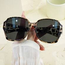 cabecade 时尚男女通用夜视眼镜夹片式，适合日常佩戴和音乐节，是理想的礼物之选。 - 彩色 - 查看 14