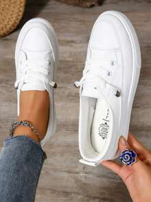 Women's White Classic Versatile Round Toe Slip-On Casual Lace-Up Soft Comfortable Flat Outdoor Sports Casual Sneakers, Simple Shoe Upper, Smooth Lines, Overall Clean And Neat. Suitable For Spring, Summer, Autumn, Daily Outings, Campus, Holidays, Street Fashion Matching.Size Runs Large, Recommend Ordering One Size Down. - trắng - Xem 1