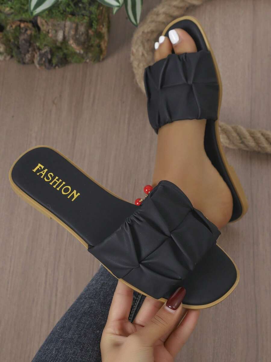 1 Pair Women's Summer Fashionable PU Pleated/Ruffle Edge Beach Sandals, Non-Slip Outdoor Slippers With Soft Soles And Open Toe, Casual Wear - Black - View 1
