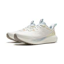 LI-NING 李宁 SOFT GO 3 女式休闲运动鞋，反光柔软舒适步行鞋 AGLW002 - 乳白色/天鵝白 - 查看 5