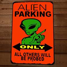 2D Flat, 1 Piece Fun Alien Parking Sign - Retro Sci-Fi UFO Metal Wall Decor, Heavy Iron Structure - Only Alien Parking Sign, Suitable For Garage, Cave, Office, Bar, Cafe - No Electricity Needed, UFO Theme Decoration, 2D Flat Design - 30厘米 x 20厘米 - 查看 2