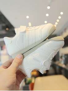 2026春秋新款儿童运动鞋，女童训练鞋，男童休闲运动鞋，幼儿软底跑步鞋 - 米色 - 查看 1