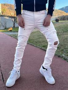 High Street Artistic White Denim Jeans, Men's Slim Fit Distressed Design, Asymmetrical Splatter Paint Accent, Minimalist High Street Y2K , Unique Streetwear Fashion Item - White - View 3