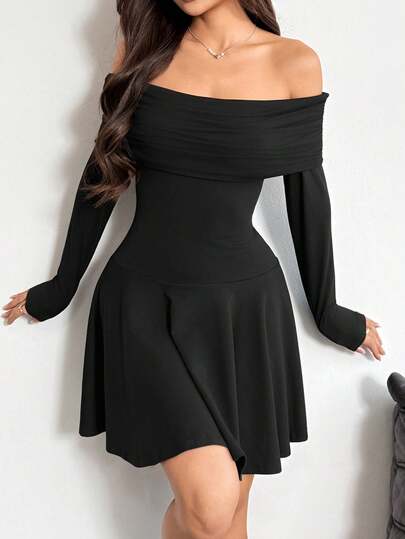 AITYI Studio 女士连衣裙，修身剪裁，休闲露肩简约设计，舒适性感，收腰显瘦，适合户外、通勤、派对、校园等场合，百搭A字裙，适合新年、情人节、狂欢节、春夏等节日穿着。