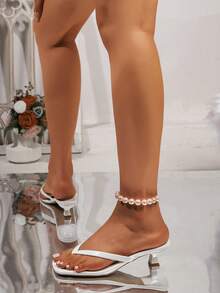Sandalias de tiras de moda con tacones cuadrados delgados, adecuadas para usar en la playa - Blanco - Ver 4