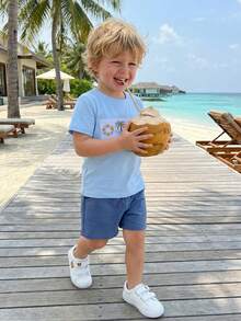 Conjunto de verano para bebé niño pequeño: camiseta de manga corta con bordado de palmera y pantalones cortos 2 piezas. - Azul - Ver 3